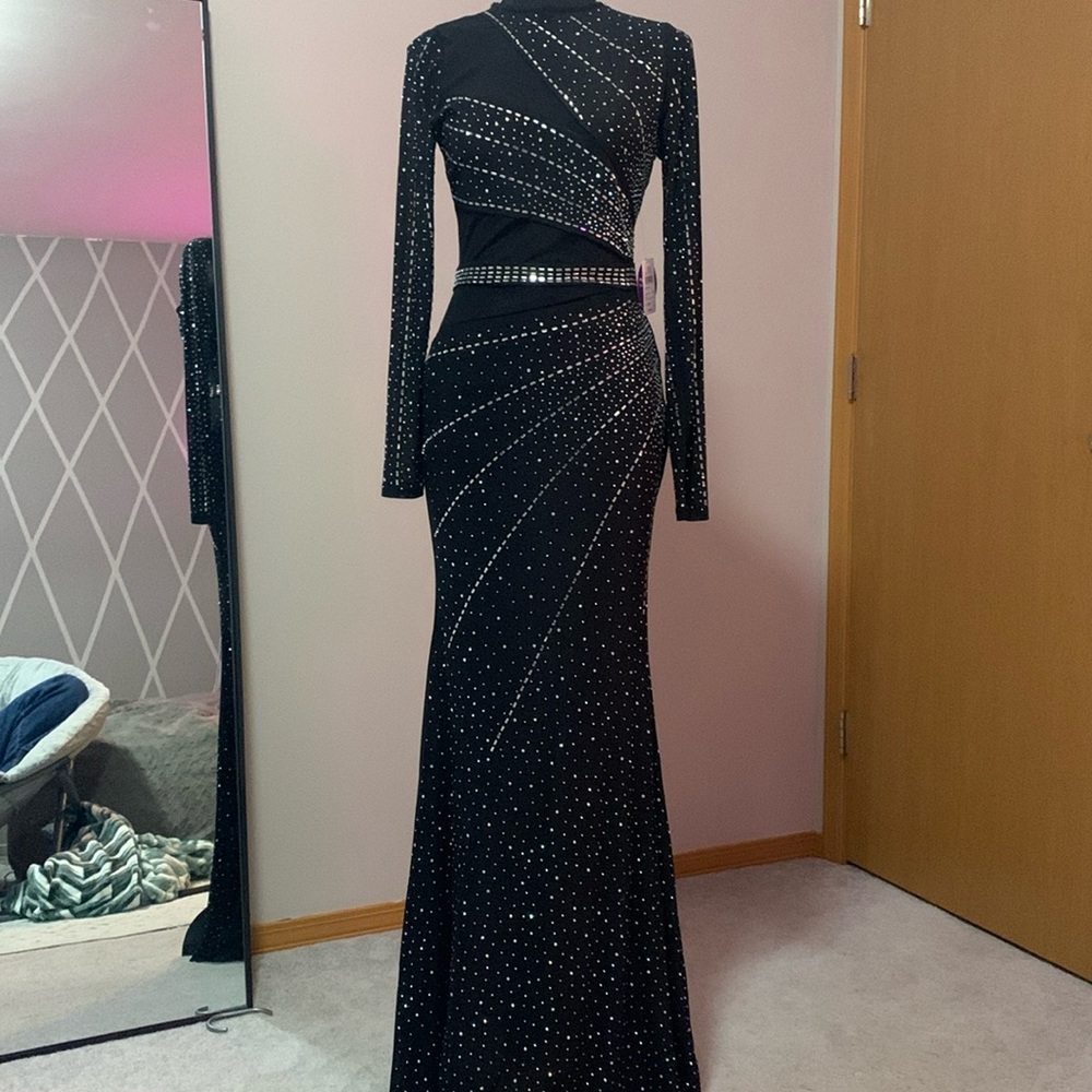 Black Heatstone Prom Dress w/out Slit